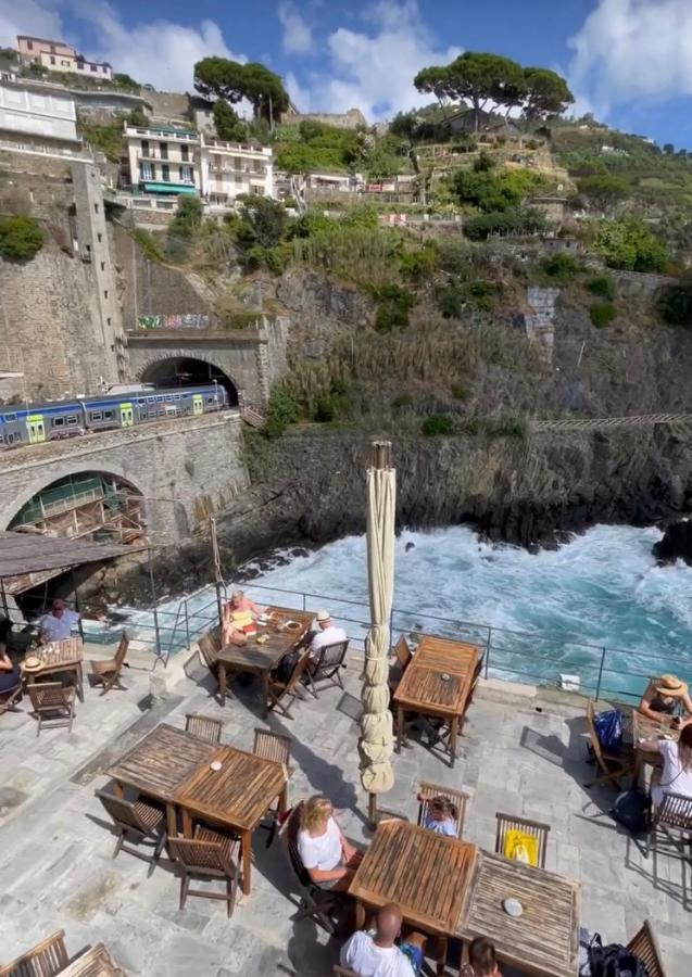 Sollevante Guest House Riomaggiore Exterior photo